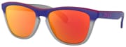 Oakley Unisex Frogskins Splatterfade Sunglasses. Use coupon code "PZY49" to bag the best price we've ever seen for a pair of Oakley Frogskins.