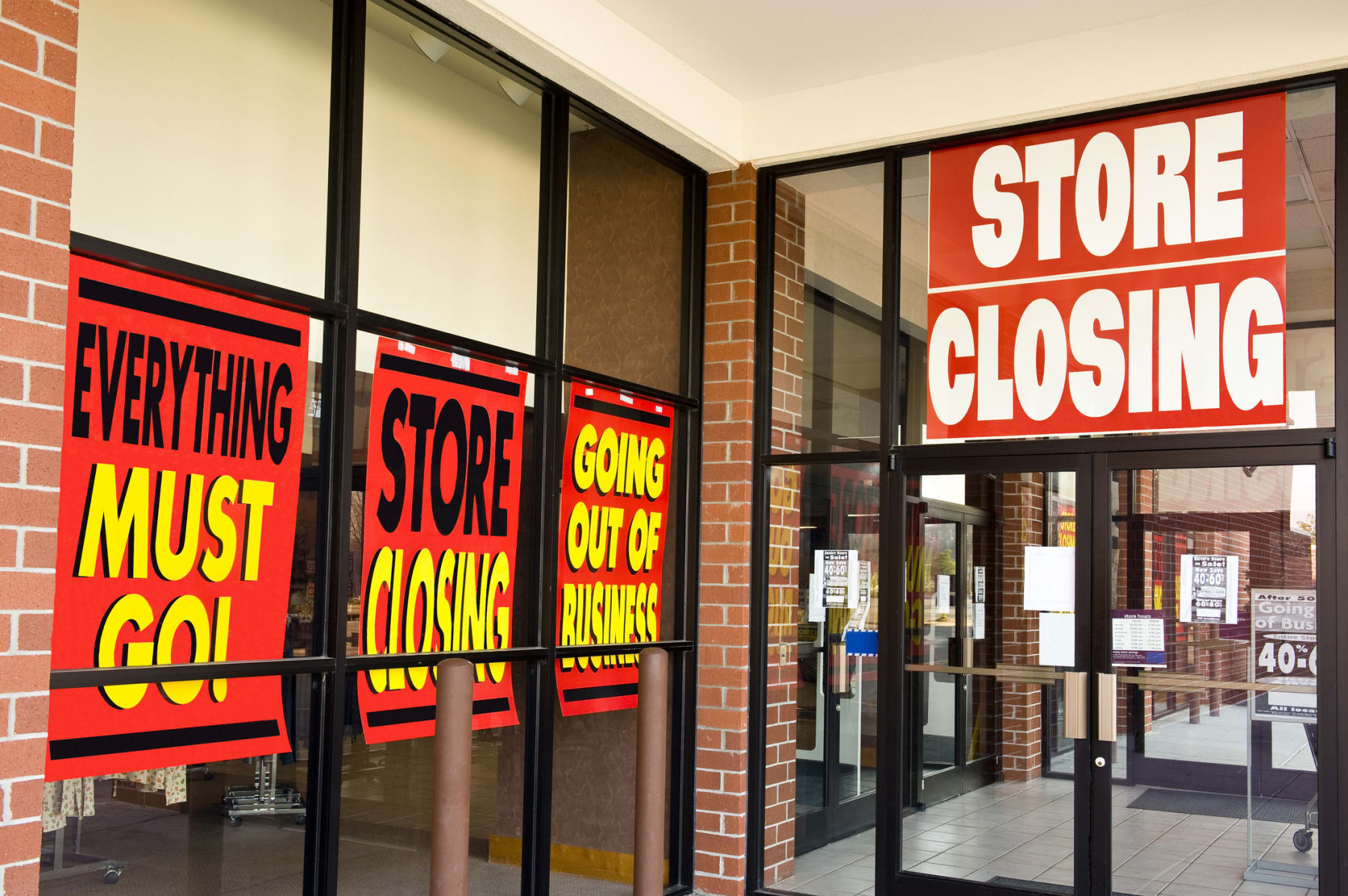 store closing signs