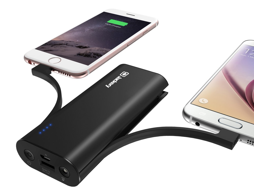 Jackery Bolt Charger