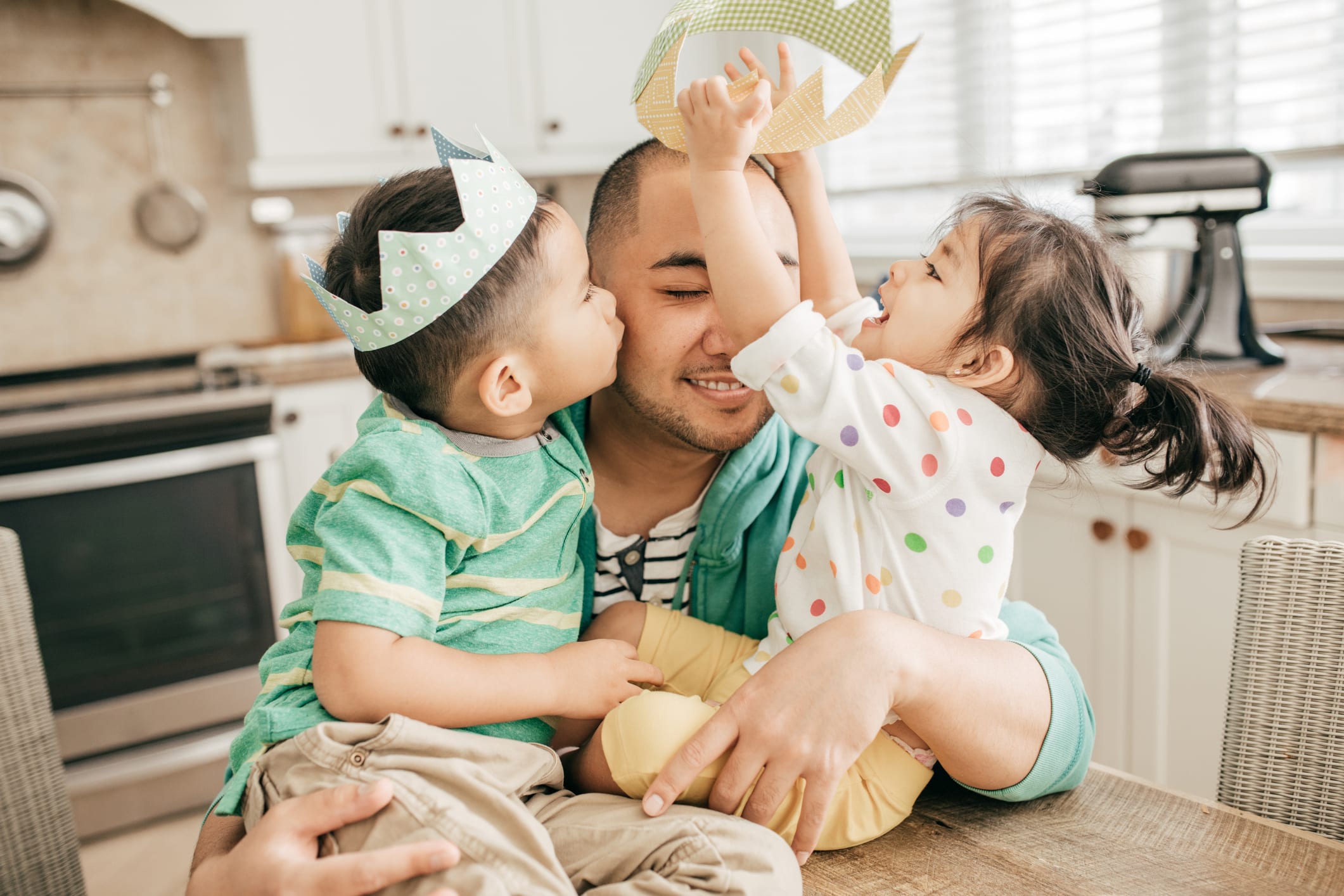 dad and kids
