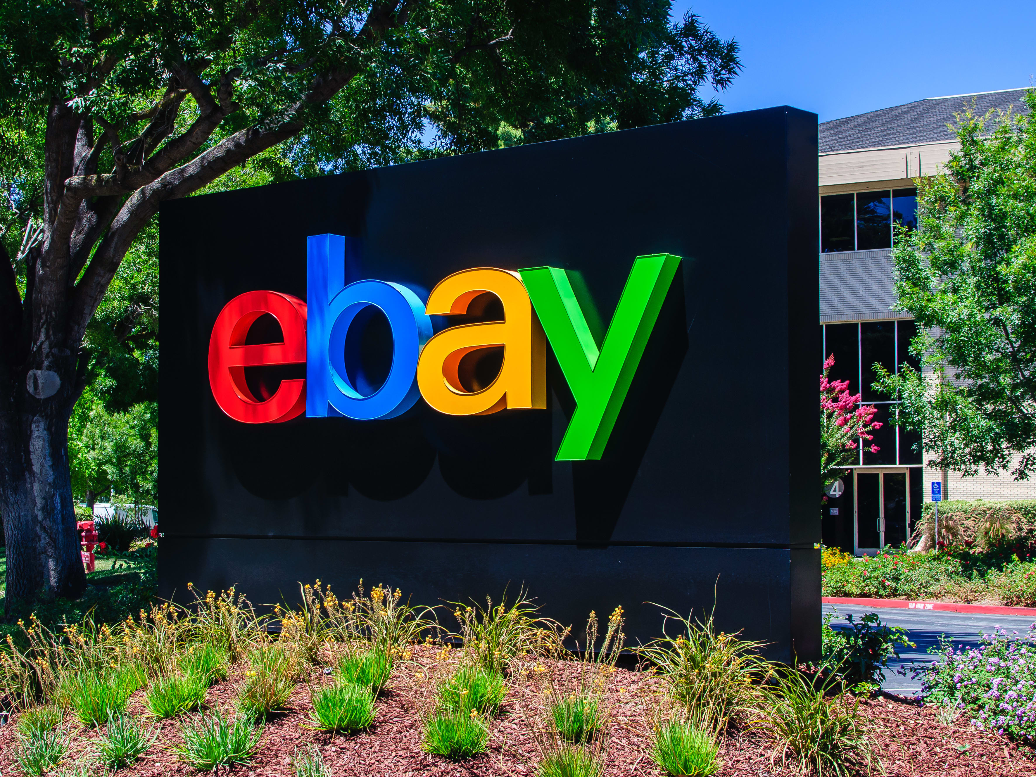 eBay sign