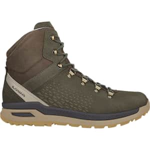 Footwear Sale at Moosejaw: Up to 58% off Footwear Sale at Moosejaw: Up to 58% off