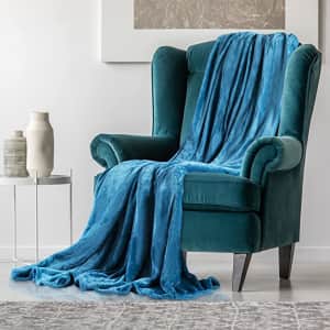 Hannah Linen Fleece Blanket for $16