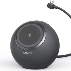 Anker 637 MagGo 8-in-1 Magnetic Desktop Charging Station for $100