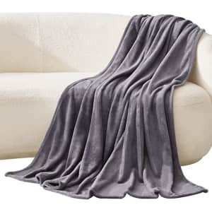 Lifewit Fleece Blanket at Amazon: from $10