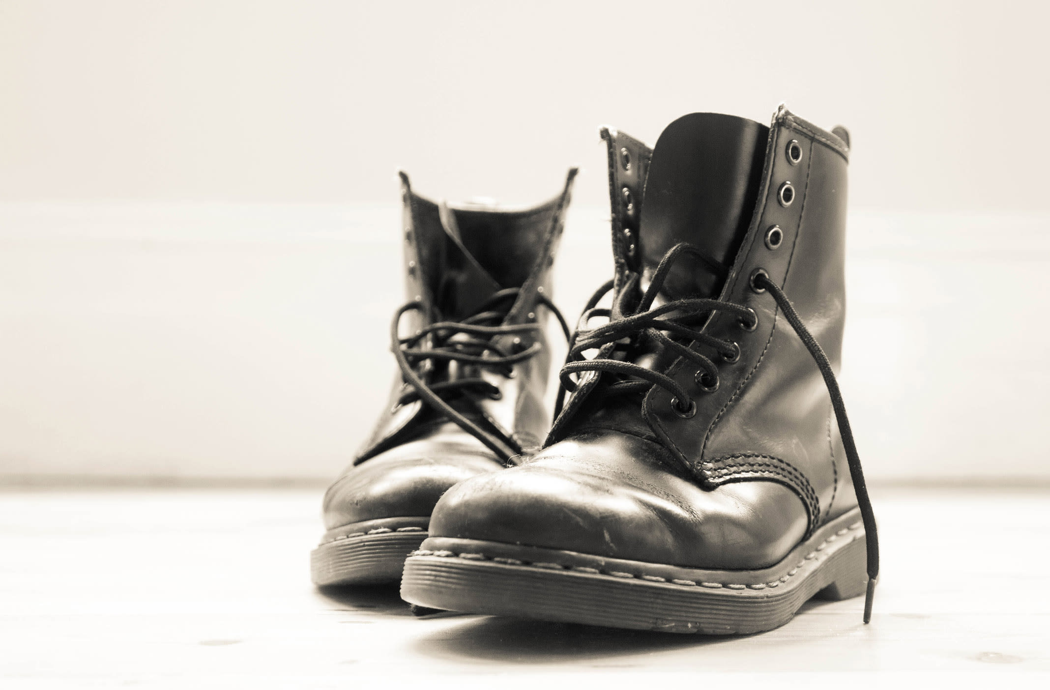 lace-up boots