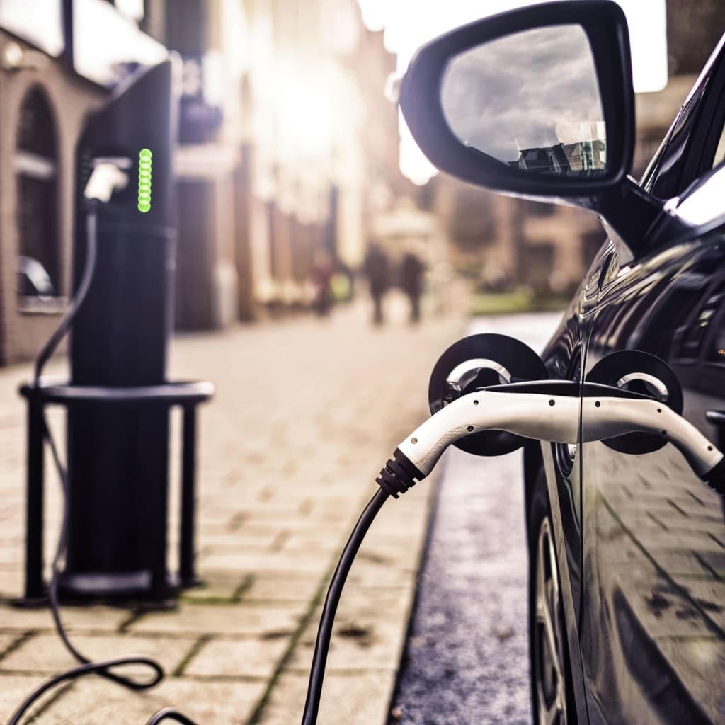 How Much Does an Electric Car Battery Cost?