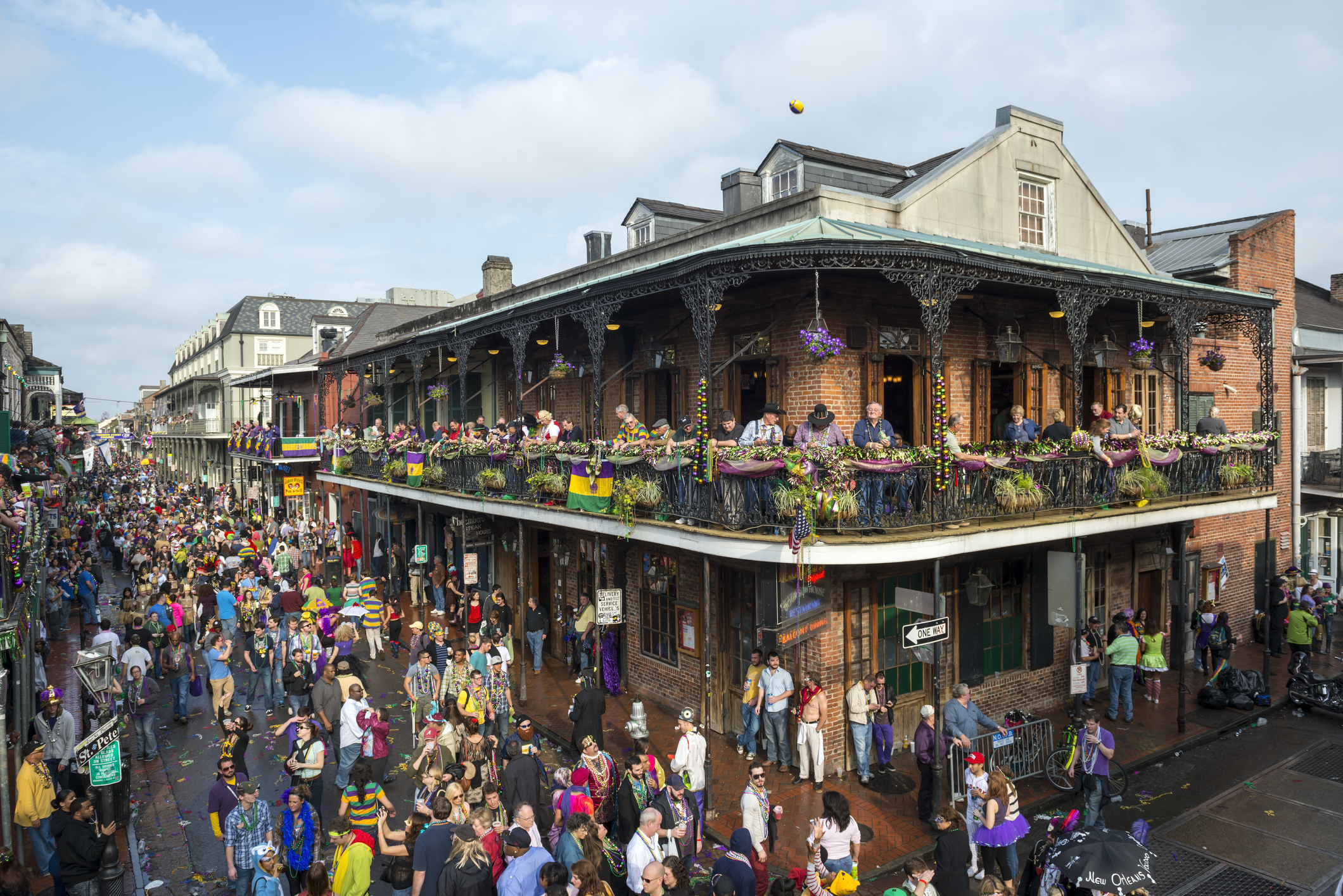 Here's the TRUE Cost of Attending Mardi Gras in New Orleans